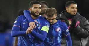 Đội hình The Blues áp đảo đối phương